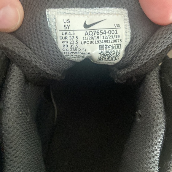 Nike Fast Flex Alpha Baseball cleats kids size 5  black & white - Picture 9 of 14